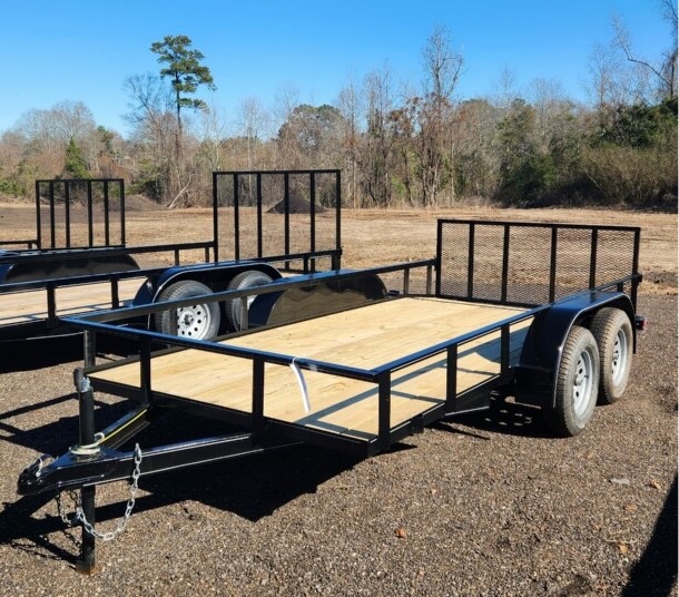 Tandem Axle Trailer – 2 Dovetail with 30 Rear Gate or 4 Slide in Ramps 6.10 x 16